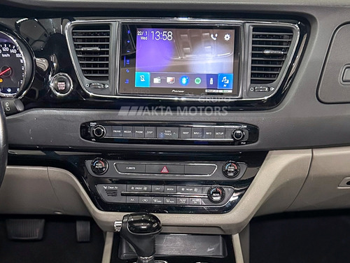 Kia Carnival 3.3 EX V6 24V GASOLINA 4P AUTOMATICO
