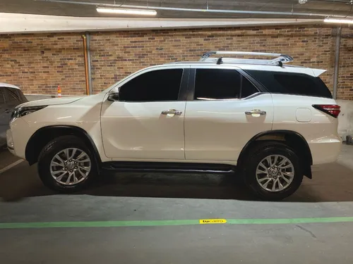 Toyota Fortuner 2.7L Srv