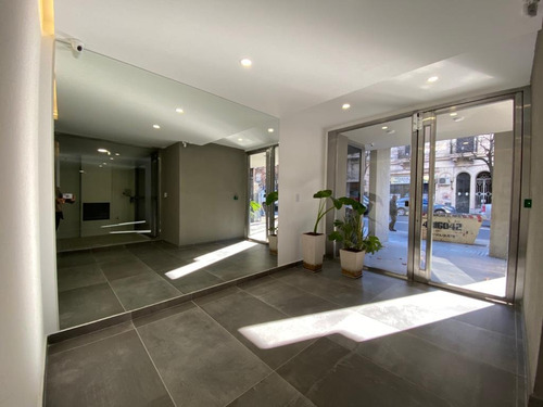 Imagen 12 de 20 de Departamento De 1 Dormitorio Con Cochera En Venta Amenities Centro