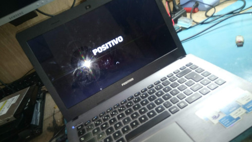 Notebook Positivo Stilo Série Xr2998, 2gb Ram, 320 Hd.