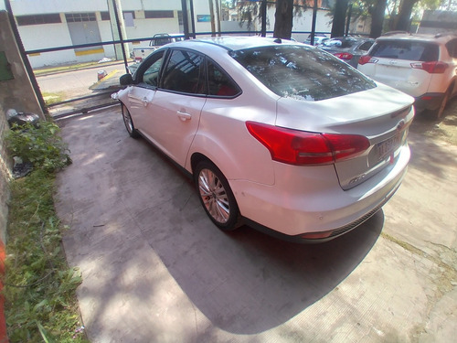 Imagen 4 de 15 de Ford Focus 3 2.0 Se Plus