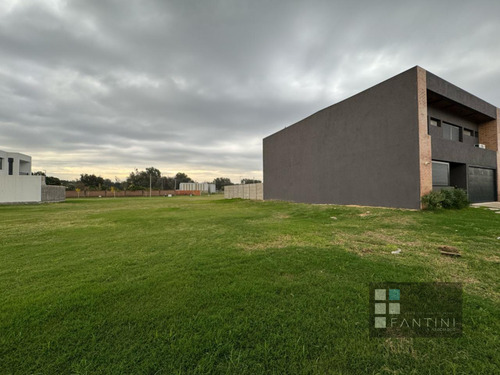 Mansos Del Sur. Terreno 400m2. Apto Dúplex. Zona Sur. Guardia 24h