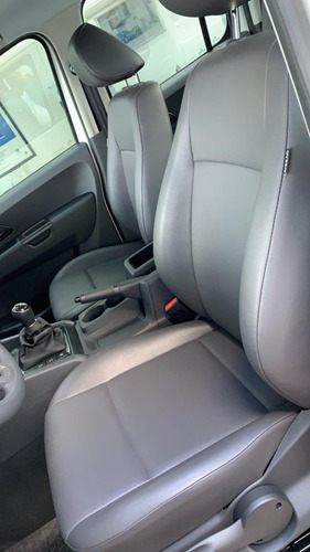 Volkswagen Amarok 2.0 Tdi 140cv Cd Trendline 4x2 #50