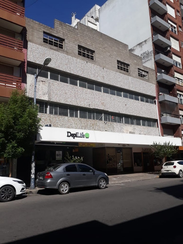 Imagen 1 de 5 de Dueño Alquila Dias Semana Quincena Cocheras Fijas Privadas