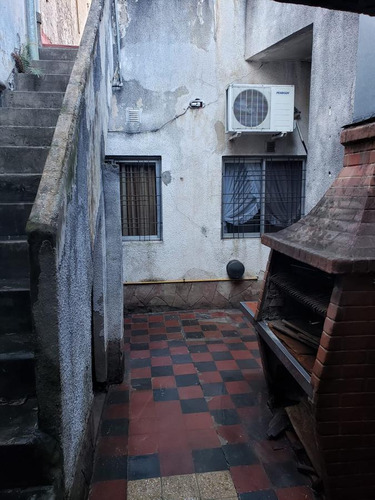 Imagen 9 de 11 de Lote Propio Con Casa A Refaccionar Y Galpón En Muy Buena Ubicación!.