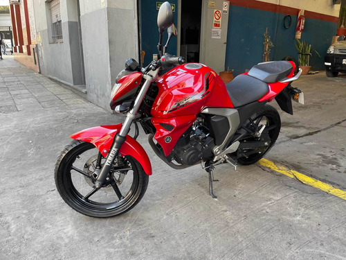 Imagen 2 de 17 de Yamaha Fz Fi 150 2019