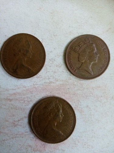 Imagen 1 de 2 de Monedas New Pence 2 Del Reino Unido De 1971 Y La Otra  1975