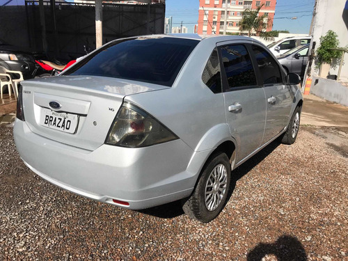 Imagem 4 de 9 de Ford Fiesta Sedan 2013 1.6 Pulse Flex 4p