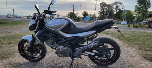 Imagen 3 de 6 de Suzuki Gladius 650