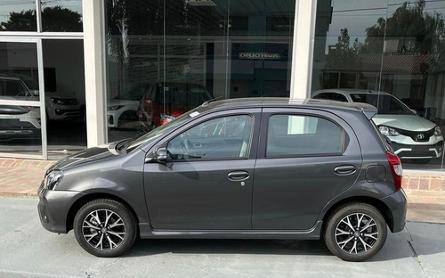 Imagen 2 de 12 de Toyota Etios 1.5 Vvti 5 Puertas Xls Pack Manual 0km My2022