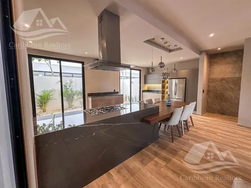 Casa En Venta En Rio Cancun