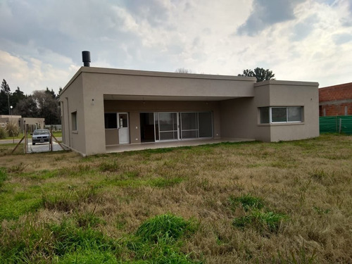 Imagen 13 de 23 de Casa En Alquiler - San Matías