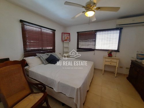 Imagen 9 de 13 de Casa En Arroyo Hondo Nuevo, 2 Niveles, 4 Habitaciones, Detras Del Nacional