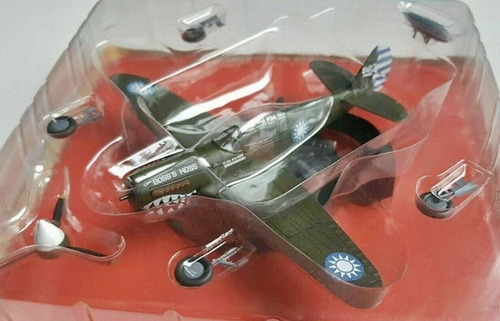 Avion Curtiss P-40 Warhawk Pintado Y Ensamblado 1/72