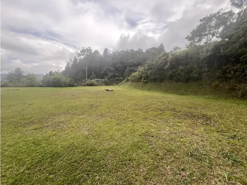 Lote En Exclusiva Parcelacion El Retiro Via La Fe