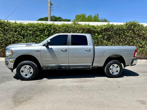 RAM Ram 2500 5.7 R/t Regular Cab 2500 4x4 At