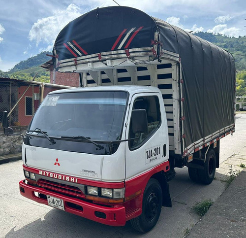 Mitsubishi  Canter