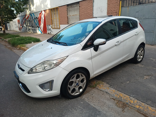 Ford Fiesta Kinetic Design 1.6 Design 120cv Titanium