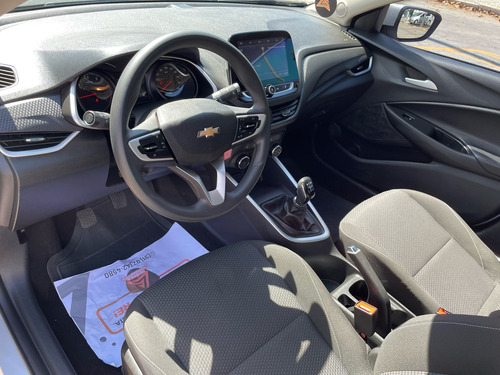 Chevrolet Onix plus 1.0 Lt Turbo 4p