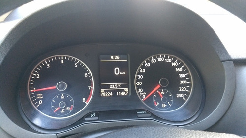 Imagen 4 de 8 de Volkswagen Suran 1.6 Trendline 11b 2014