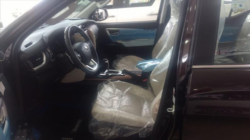 Toyota Hilux Sw4 2.8 Srx Diamond 4x4 7 Lugares 16v Turbo Int