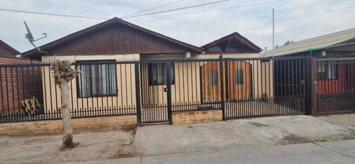 Casa Un Piso En Los Aromos Pasaje Cerrado