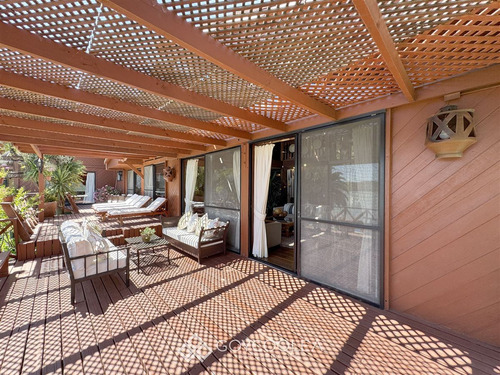 Casa En Venta De 6 Dorm. En La Estrella