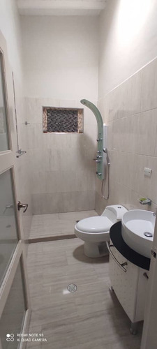 Imagen 2 de 6 de Se Vende Casa Urb. Lomas Del Bosque - Tipuro Ve01-1216zn-ipal