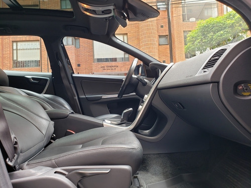 Volvo Xc60 T5 Awd Kinetic At
