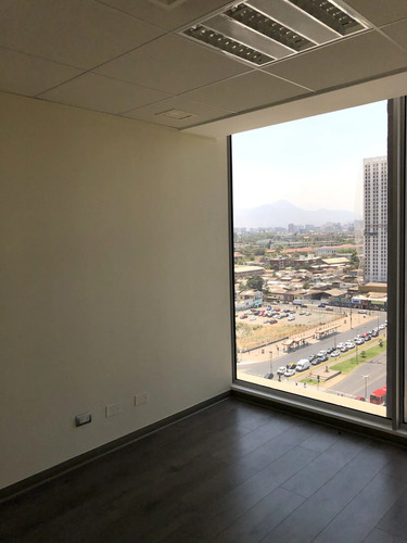 Venta Oficina Oriente 1 Privado 1 Baño Aire Acondicionado