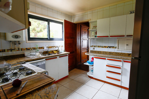 Se Vende Encantadora Casa En Sector Tradicional Con Vista