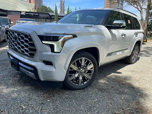 Toyota Sequoia 3.5 V6 Capstone