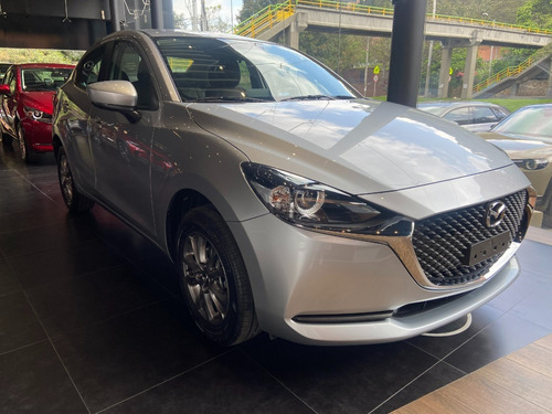Imagen 3 de 18 de Mazda 2 Sedan Touring At 1.5 2024 / Mz127 / Vf