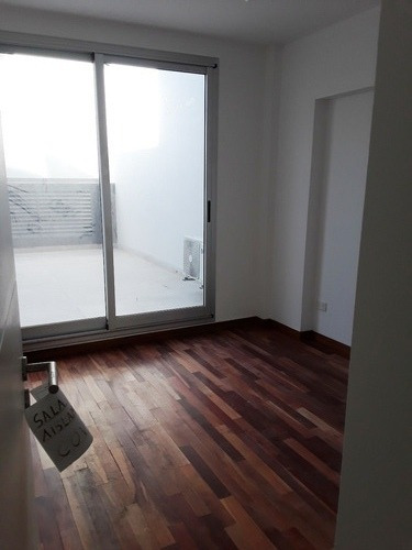 Alquiler Departamento 2 Ambientes Patio Parque Centenario