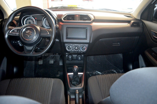Imagen 16 de 24 de Suzuki Swift Dzire Mecánico