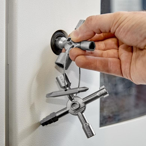 Llave Para Armarios Y Pasos Instalaciones - Knipex 00 11 01