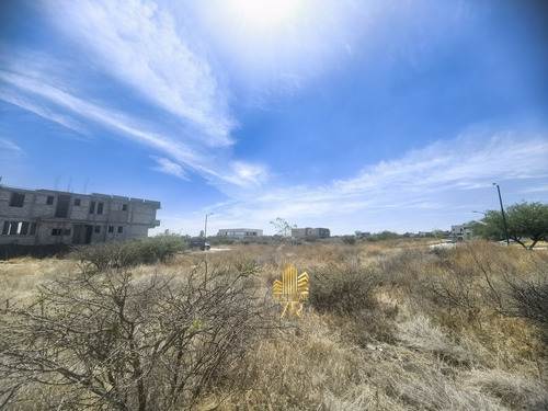 Terreno Plano En Venta En La Espiga, Querétaro.