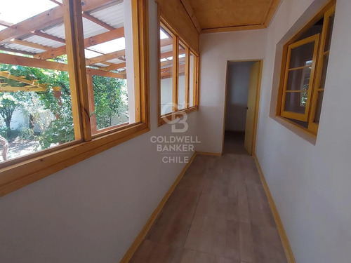 Vende Casa Con Proyección Comercial