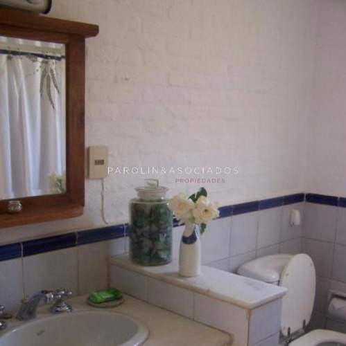 Casa En Venta De 3 Dormitorios En La Barra- Ref: 3830
