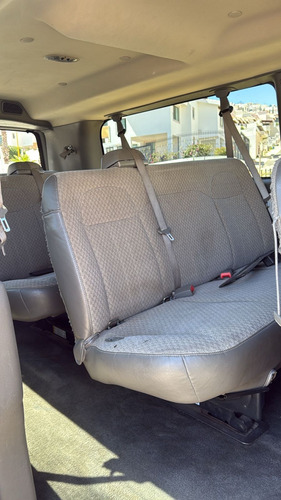 Chevrolet Express 6.0ls C 15 Pas At