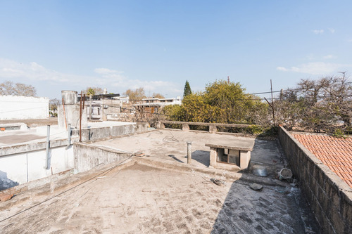 Imagen 8 de 8 de Casa 2 Dormitorios En Venta A Reciclar La Florida