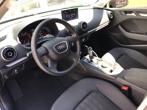 Imagem 7 de 13 de Audi A3 Sportback 1.4 Turbo 2014/2014