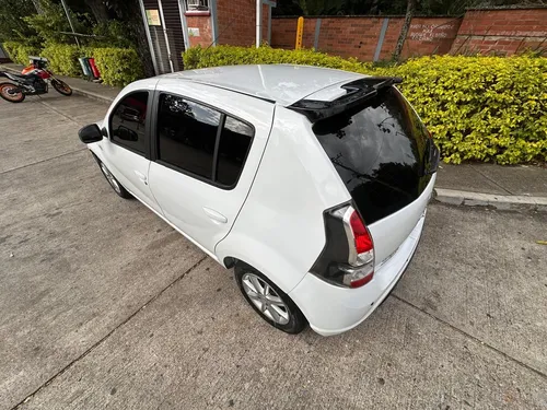Renault Sandero 1.6 Gt Line