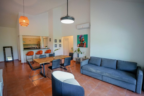Apartamento Amueblado En Venta En Punta Cana, Cocotal Golf, 2 Habitaciones Acceso Al Club De Playa
