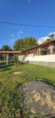 Linda Chácara Com 4533 Metros Em Itapeva Mg