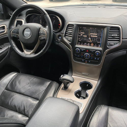 Imagen 12 de 20 de Jeep Grand Cherokee 3.6 Overland 286hp At