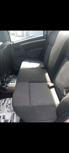 Renault Logan 1.6 Expression Hi-torque 4p