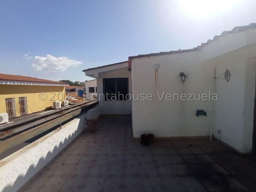 Imagen 21 de 30 de Gustavo Zavala Rentahouse 22-16568