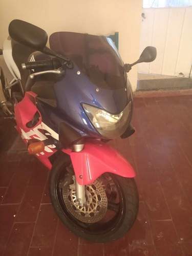 Imagen 17 de 18 de Honda Cbr 600 F4