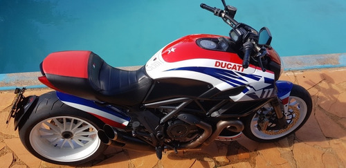 Ducat Diavel 1200c